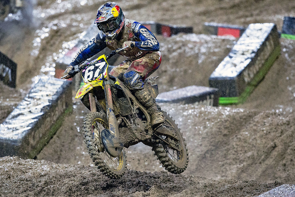 Enzo Lopes (#67) pushed aside a technical issue and the deteriorating track to finish the 250 West main - San Diego Supercross
