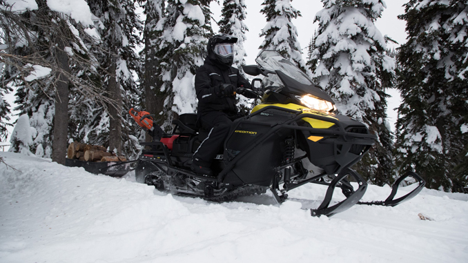 Redesigned Ski-Doo Expedition models move to the REV Gen4 platform with innovative features for increased capability. © BRP 2019 [678]