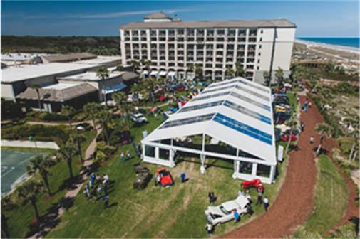 An overview of RM Sotheby’s 2019 Amelia Island preview on the oceanfront lawn at the Ritz-Carlton (Darin Schnabel © 2019 Courtesy of RM Sotheby’s) Amelia Island