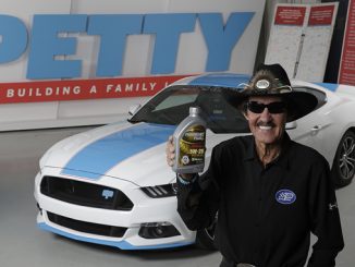 "The King" Richard Petty endorses Safety-Kleen's oil Performance Plus