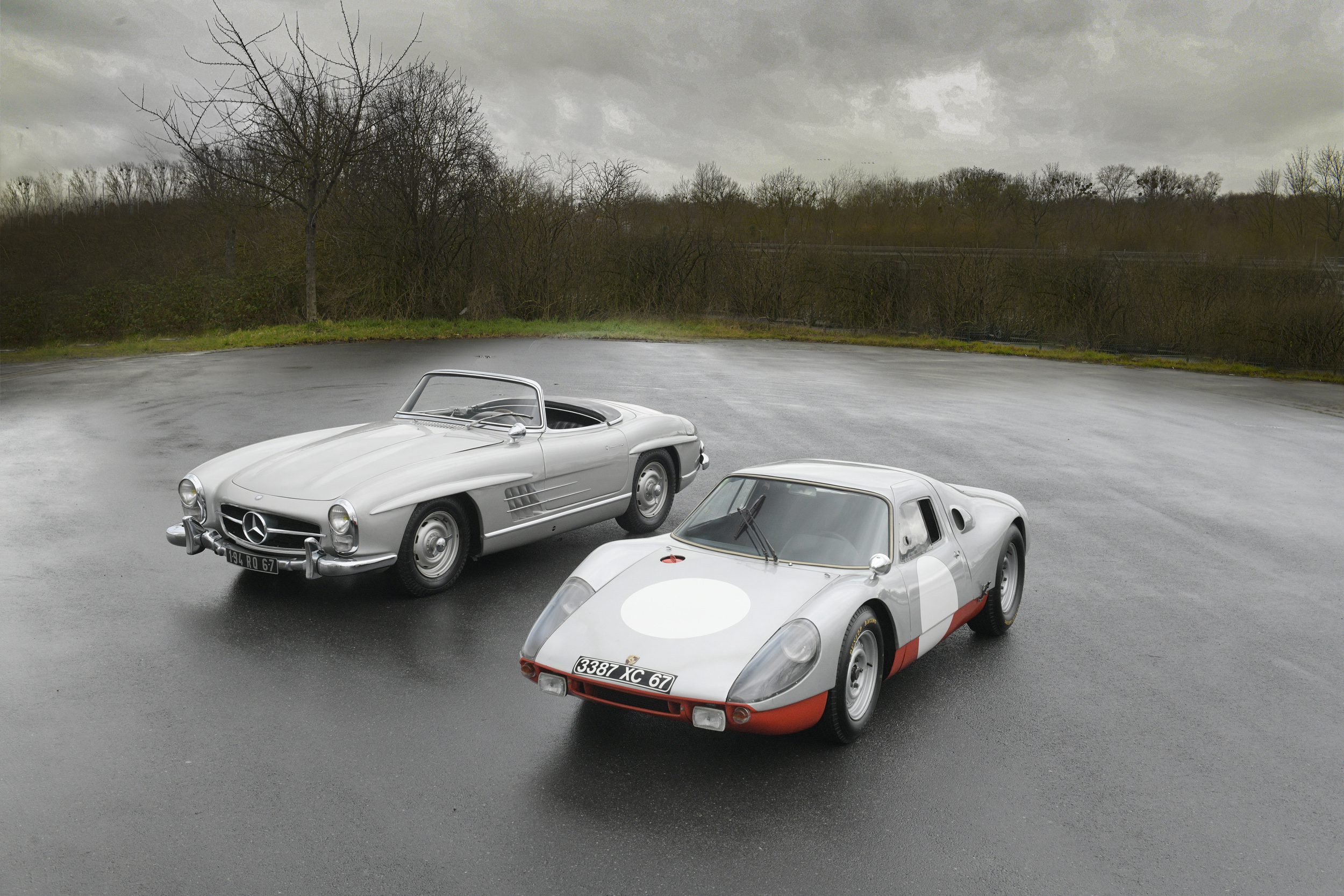 The 1958 Mercedes-Benz 300SL Roadster and 1964 Porsche 904 GTS presented from the Petitjean Collection (Credit – Tom Wood © 2020 Courtesy of RM Sotheby’s) [4]