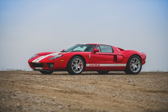 200331 2006 Ford GT (Darin Schnabel ©2020 Courtesy of RM Sotheby's)