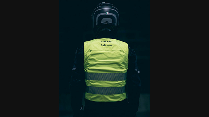 211118 Dainese Introduces the Smart Jacket Hi-Viz to North America (678)