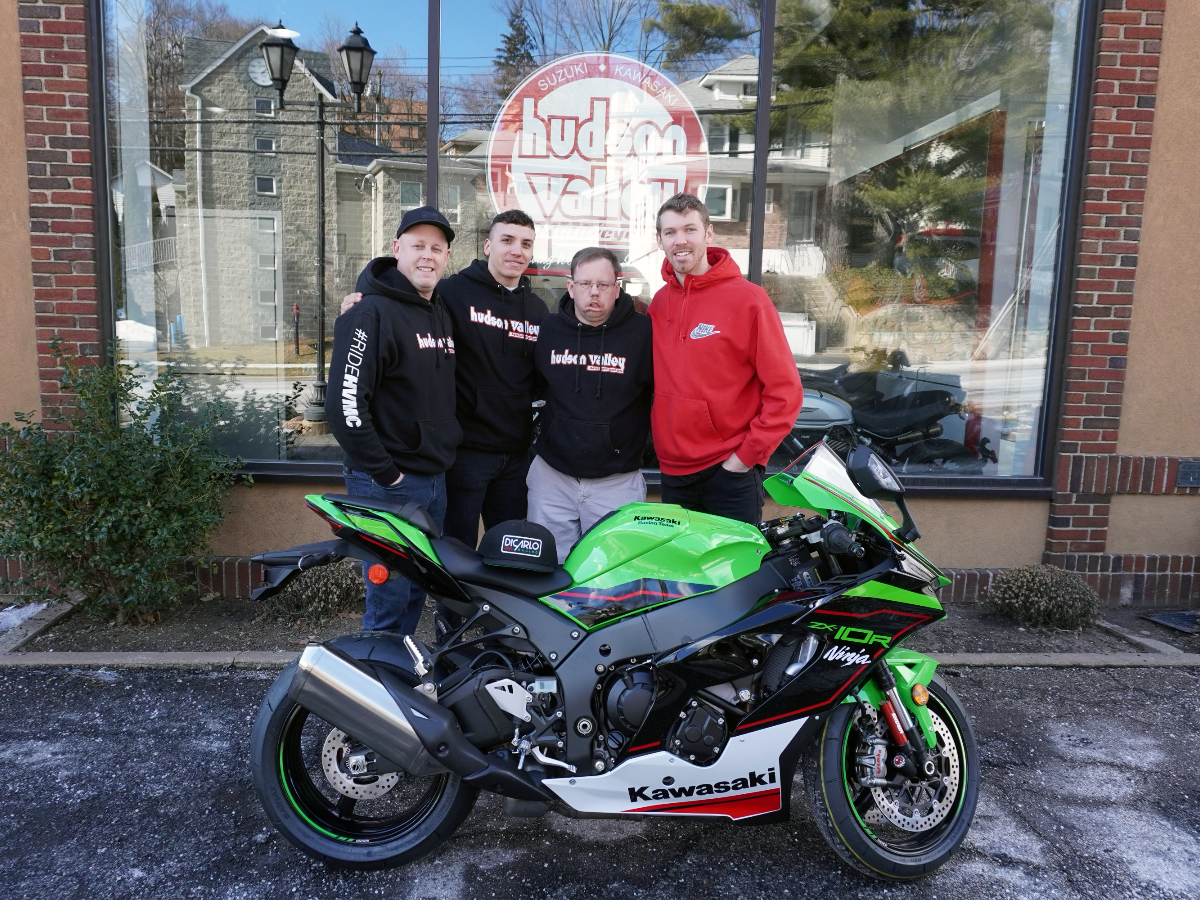 220325 Richie Alexander, Vito DiCarlo, Duane Alexander, and Corey Alexander at Hudson Valley Motorcycles