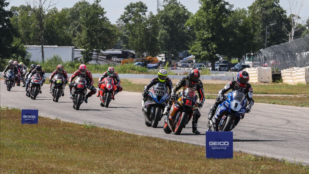 230731 Jake Gagne (1) led Mathew Scholtz (11), PJ Jacobsen (99) and the rest of the Medallia Superbike pack