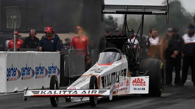 Kalitta sets track record to qualify No. 1 in Chicago [678]