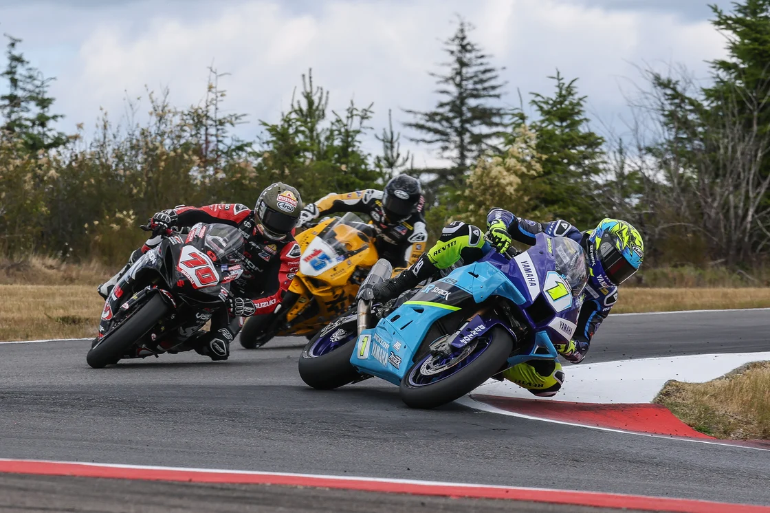 Mathew Scholtz (1) came out on top of a battle with Tyler Scott (70) and PJ Jacobsen (15) in Supersport action