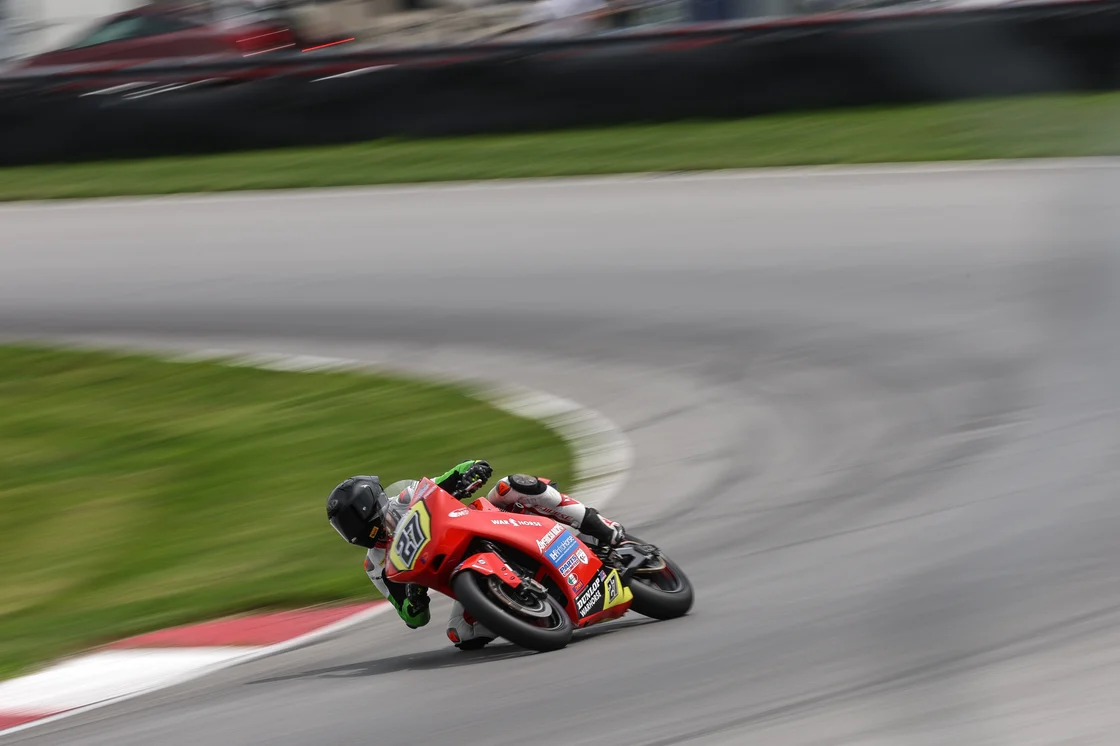 Championship points leader Alessandro Di Mario